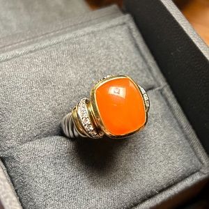 David Yurman. Sterling / 18kt size 7  1/2-8